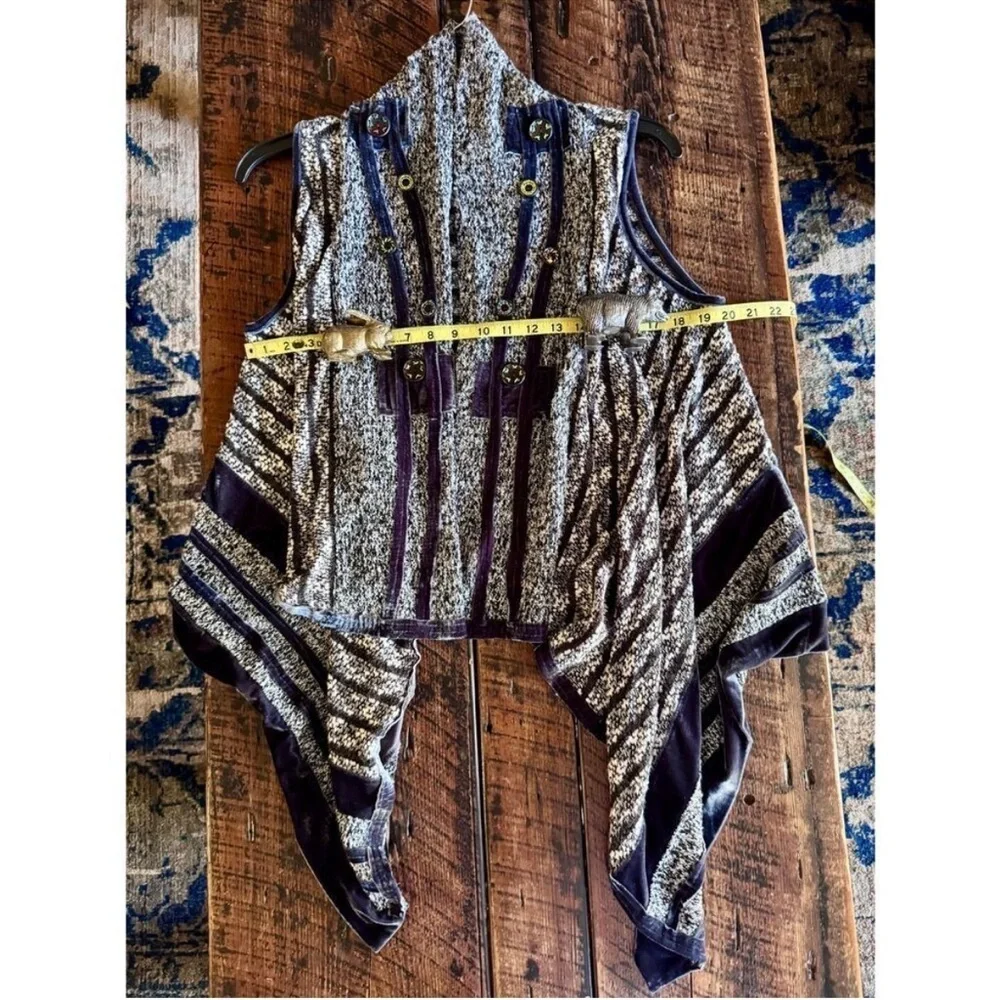 Anis A boho sleeveless knit cardigan size medium